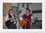 Festakt  039 * As hai dann do roppe kam, do hiärteren und küsseren se sierk. Un bat se dann hiärn süß nau don, dat vertelln wir nit klärten die beiden begleitenden Bänkelsänger Siegmar Stelter und Friedrich Nagel über den ungewissen Ausgang des Unterfangens auf. * 2896 x 1944 * (1.9MB)